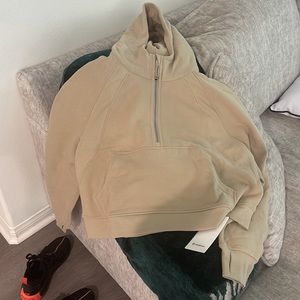 BNWT Lululemon scuba zip